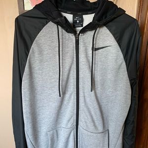 Nike wind breaker